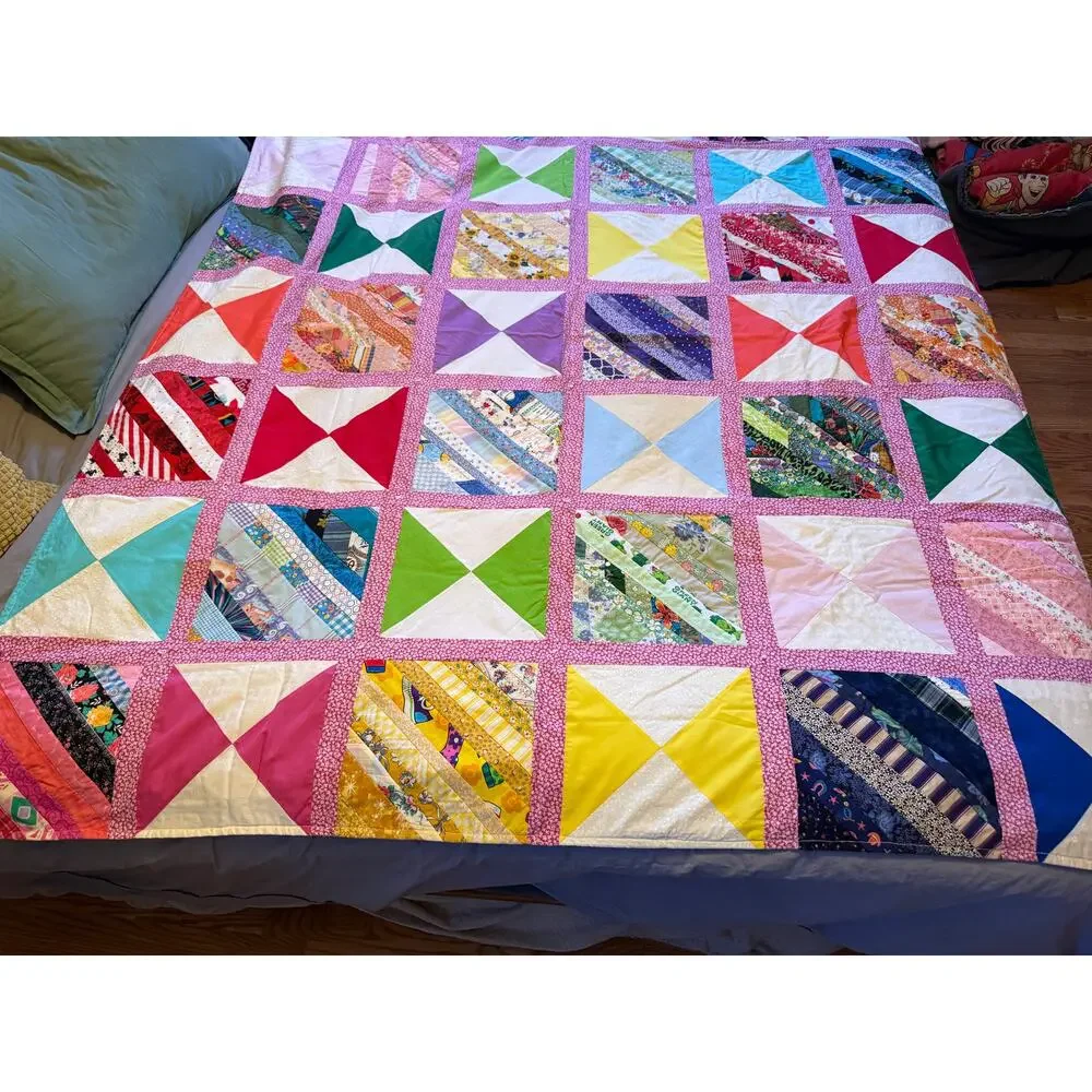 Vintage Triangle Handmade Quilt Folk Art Cottage Farmhouse Hourglass